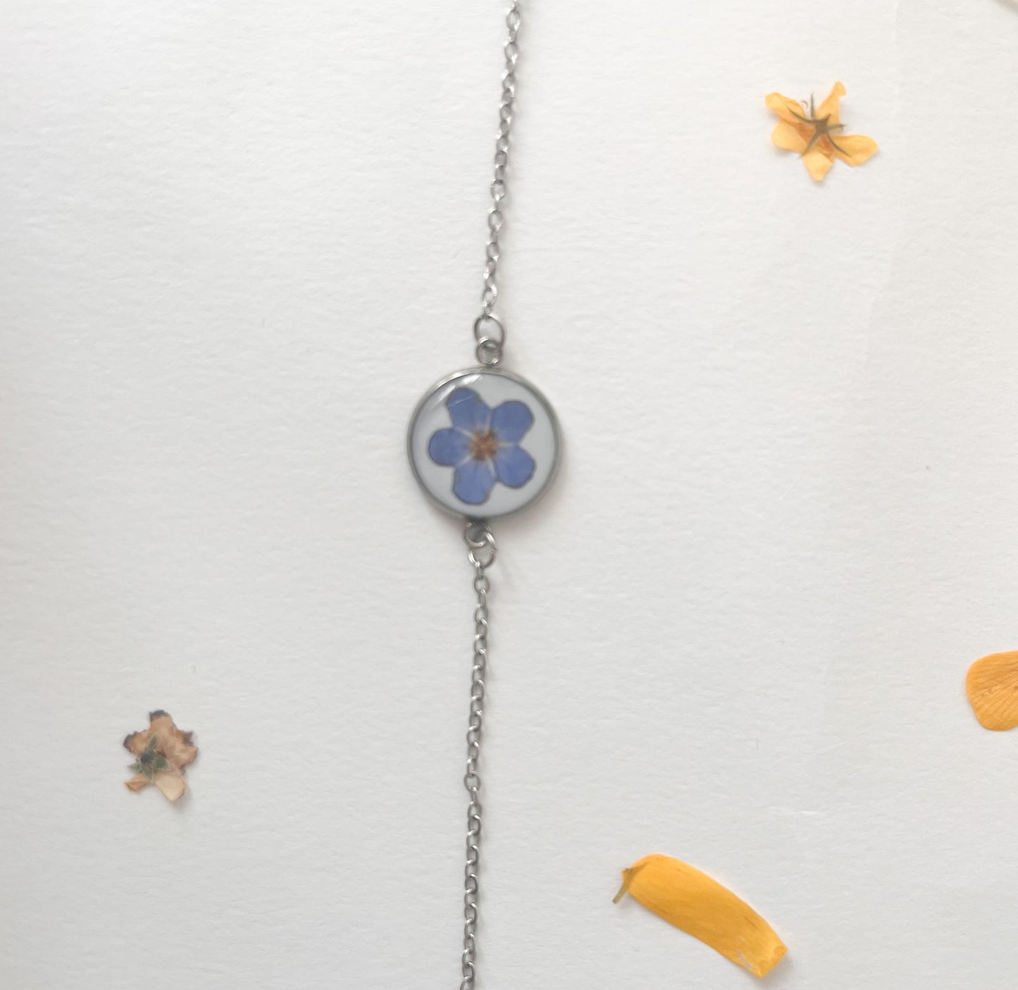 Pulsera con flor normeolvides