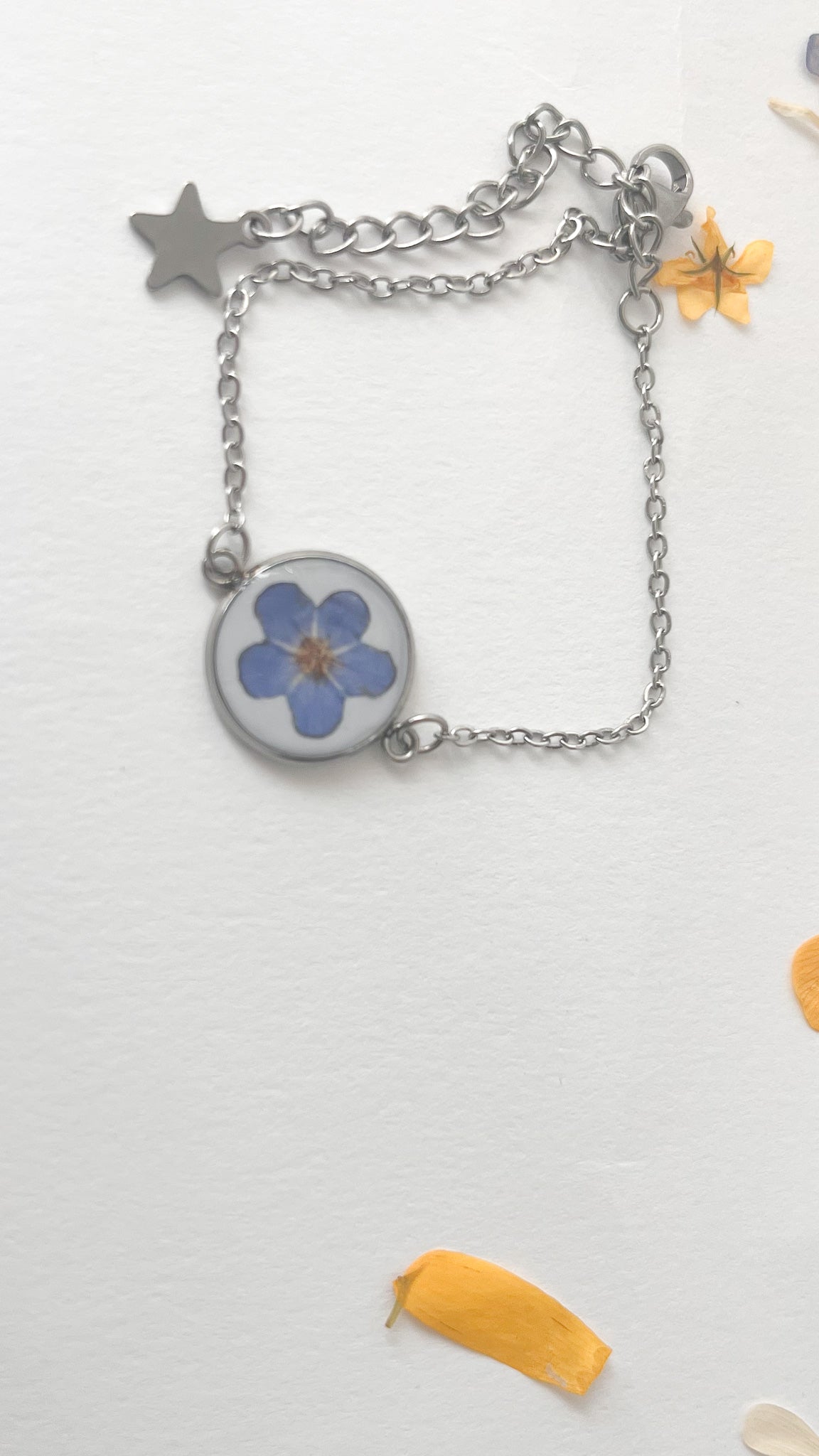Pulsera con flor normeolvides