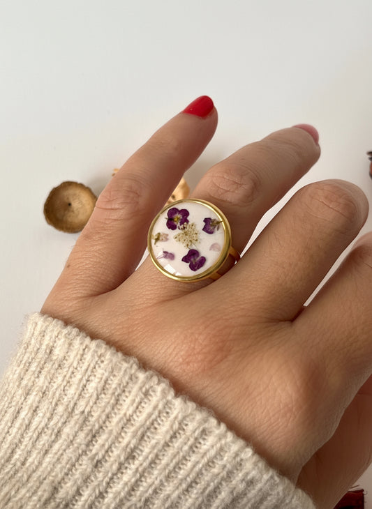 Anillo con flores