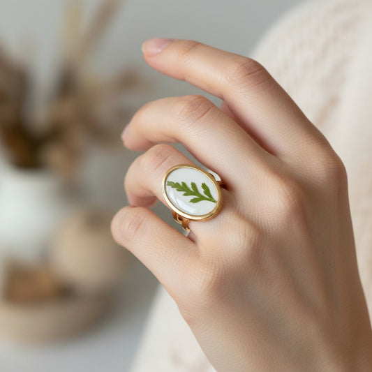 Anillo con helecho