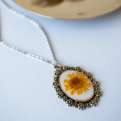 Medallón con margarita