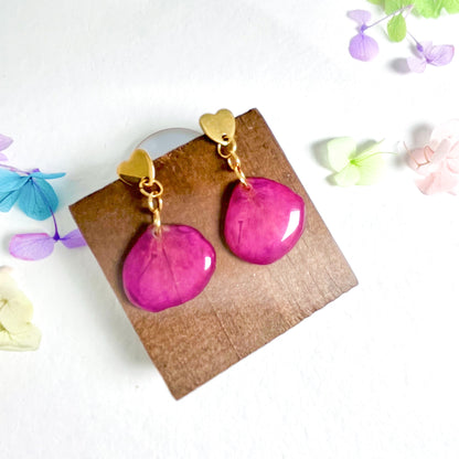 Pendientes con pétalos de mini  rosa