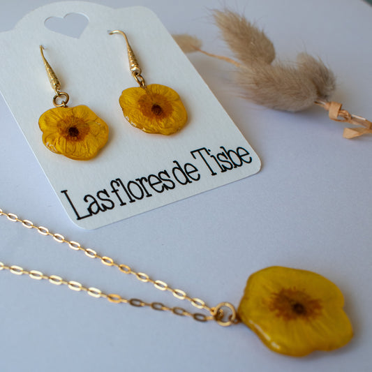 conjunto de joyas con boton de oro